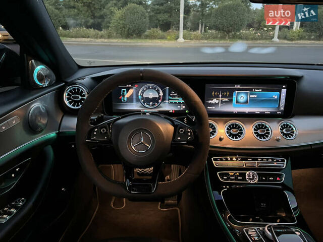 Черный Мерседес Е-Класс, объемом двигателя 1.95 л и пробегом 173 тыс. км за 29500 $, фото 6 на Automoto.ua