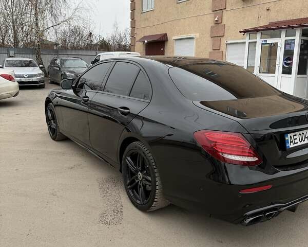 Черный Мерседес Е-Класс, объемом двигателя 1.99 л и пробегом 80 тыс. км за 39500 $, фото 9 на Automoto.ua