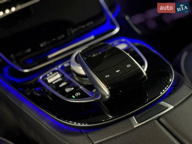 Черный Мерседес Е-Класс, объемом двигателя 2.99 л и пробегом 104 тыс. км за 32500 $, фото 32 на Automoto.ua