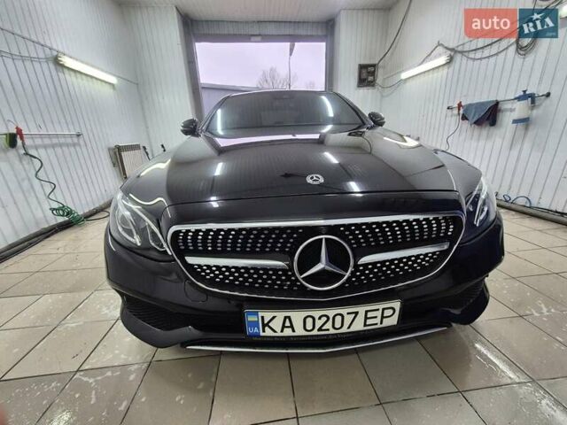Черный Мерседес Е-Класс, объемом двигателя 1.95 л и пробегом 140 тыс. км за 35000 $, фото 4 на Automoto.ua