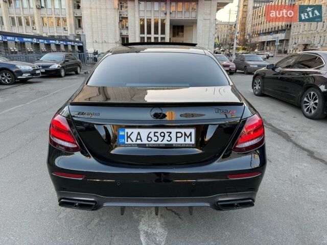 Черный Мерседес Е-Класс, объемом двигателя 3.98 л и пробегом 50 тыс. км за 85000 $, фото 10 на Automoto.ua