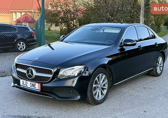 Чорний Мерседес Е-Клас, об'ємом двигуна 1.95 л та пробігом 280 тис. км за 21500 $, фото 15 на Automoto.ua