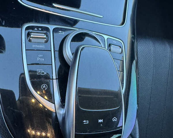 Мерседес Е-Класс 2017 в Коломые на Automoto.ua Черный Мерседес Е-Класс, объемом двигателя 1.95 л и пробегом 167 тыс. км за 28888 $, фото 139 на Automoto.ua