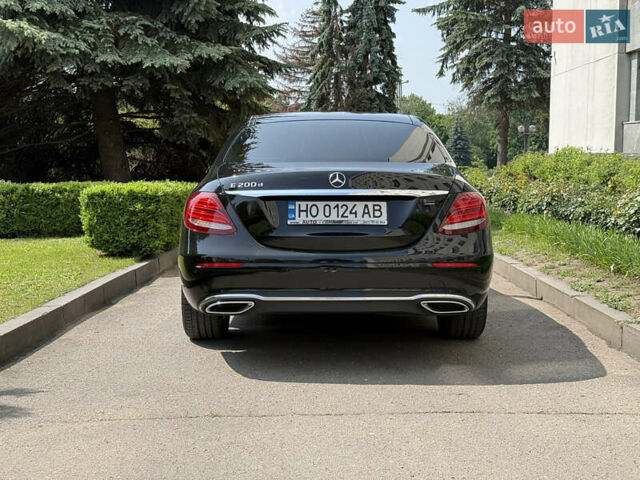 Мерседес Е-Класс 2017 в Тернополе на Automoto.ua Черный Мерседес Е-Класс, объемом двигателя 1.95 л и пробегом 160 тыс. км за 30000 $, фото 7 на Automoto.ua
