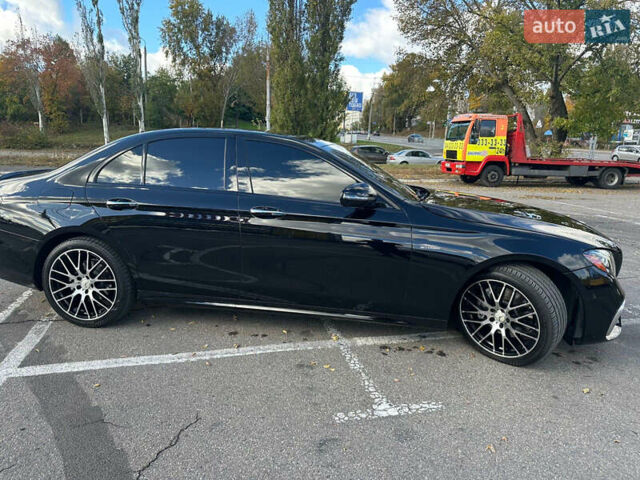 Чорний Мерседес Е-Клас, об'ємом двигуна 1.99 л та пробігом 85 тис. км за 31500 $, фото 3 на Automoto.ua