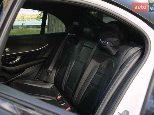 Черный Мерседес Е-Класс, объемом двигателя 3 л и пробегом 78 тыс. км за 39999 $, фото 35 на Automoto.ua