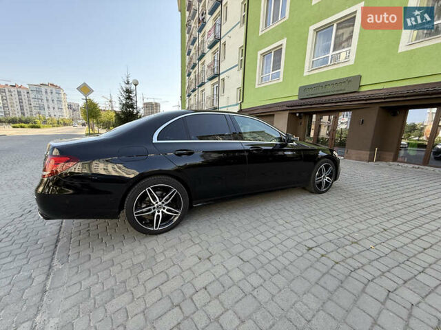 Черный Мерседес Е-Класс, объемом двигателя 1.9 л и пробегом 222 тыс. км за 29000 $, фото 76 на Automoto.ua