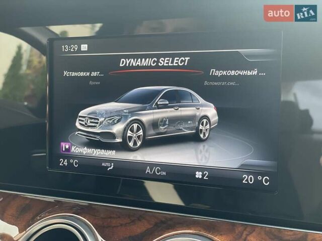Мерседес Е-Класс 2017 в Мукачеве на Automoto.ua Черный Мерседес Е-Класс, объемом двигателя 1.99 л и пробегом 92 тыс. км за 33900 $, фото 71 на Automoto.ua