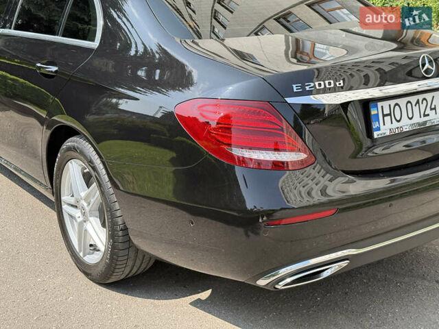 Мерседес Е-Класс 2017 в Тернополе на Automoto.ua Черный Мерседес Е-Класс, объемом двигателя 1.95 л и пробегом 160 тыс. км за 30000 $, фото 18 на Automoto.ua