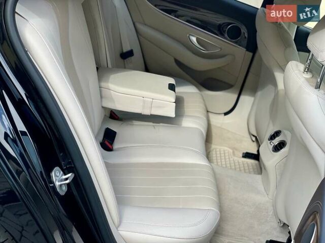 Мерседес Е-Класс 2017 в Мукачеве на Automoto.ua Черный Мерседес Е-Класс, объемом двигателя 1.99 л и пробегом 92 тыс. км за 33900 $, фото 23 на Automoto.ua