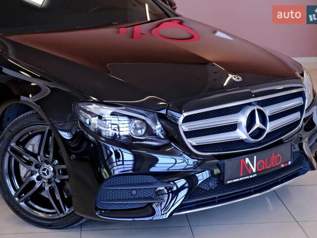 Черный Мерседес Е-Класс, объемом двигателя 3 л и пробегом 123 тыс. км за 36900 $, фото 11 на Automoto.ua