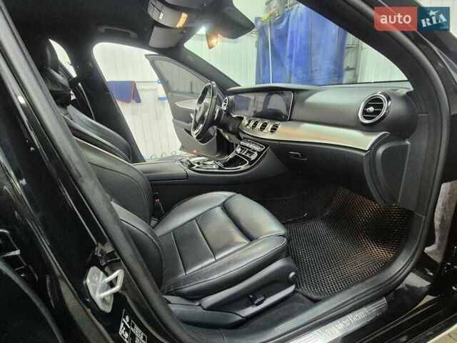 Черный Мерседес Е-Класс, объемом двигателя 1.95 л и пробегом 140 тыс. км за 35000 $, фото 10 на Automoto.ua