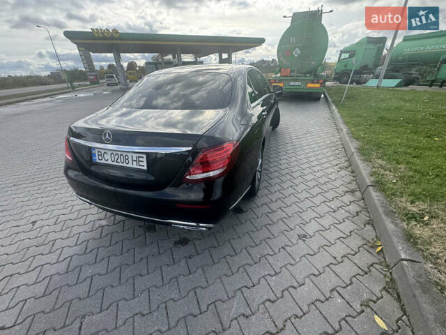Мерседес Е-Класс 2017 в Коломые на Automoto.ua Черный Мерседес Е-Класс, объемом двигателя 1.95 л и пробегом 167 тыс. км за 28888 $, фото 38 на Automoto.ua