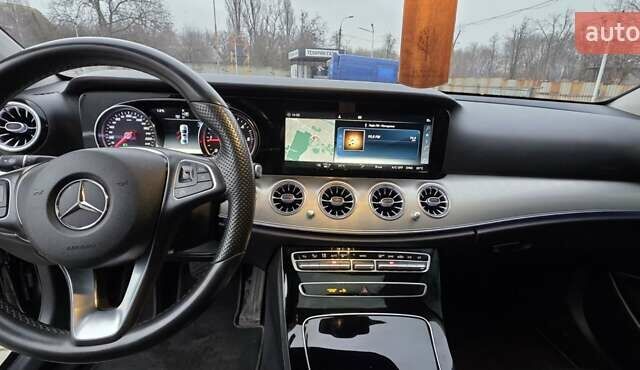 Чорний Мерседес Е-Клас, об'ємом двигуна 1.95 л та пробігом 225 тис. км за 26900 $, фото 9 на Automoto.ua