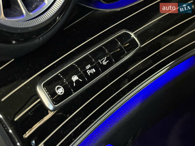 Черный Мерседес Е-Класс, объемом двигателя 2.99 л и пробегом 104 тыс. км за 32500 $, фото 30 на Automoto.ua