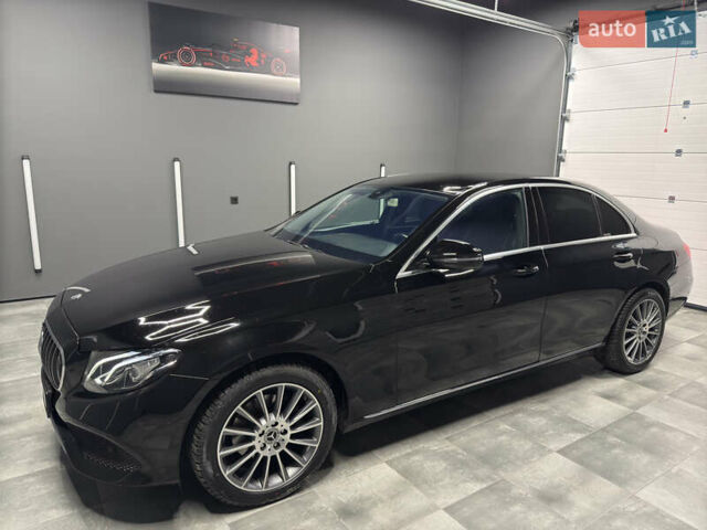 Черный Мерседес Е-Класс, объемом двигателя 2 л и пробегом 197 тыс. км за 29999 $, фото 78 на Automoto.ua