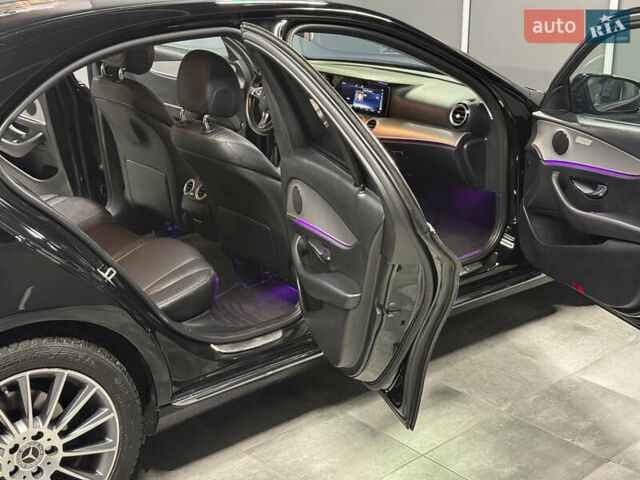 Черный Мерседес Е-Класс, объемом двигателя 2 л и пробегом 197 тыс. км за 29999 $, фото 25 на Automoto.ua