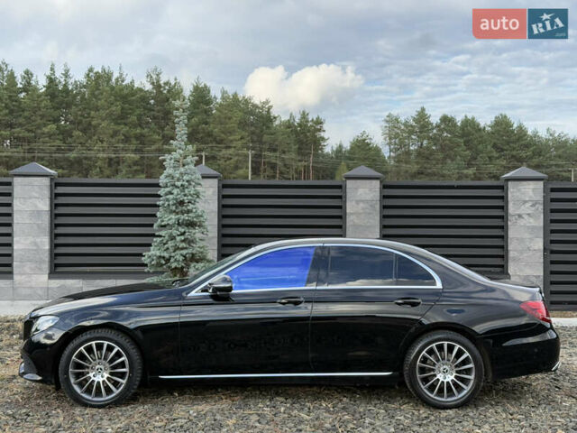 Черный Мерседес Е-Класс, объемом двигателя 2 л и пробегом 197 тыс. км за 29999 $, фото 5 на Automoto.ua