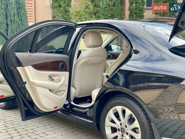 Мерседес Е-Класс 2017 в Мукачеве на Automoto.ua Черный Мерседес Е-Класс, объемом двигателя 1.99 л и пробегом 92 тыс. км за 33900 $, фото 35 на Automoto.ua