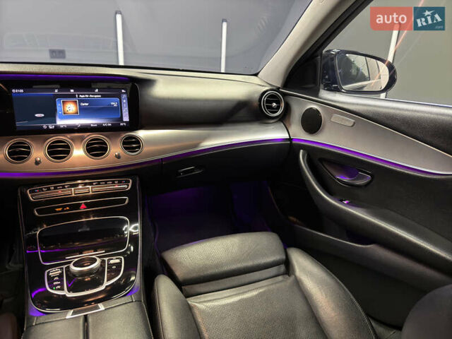 Черный Мерседес Е-Класс, объемом двигателя 2 л и пробегом 197 тыс. км за 29999 $, фото 35 на Automoto.ua