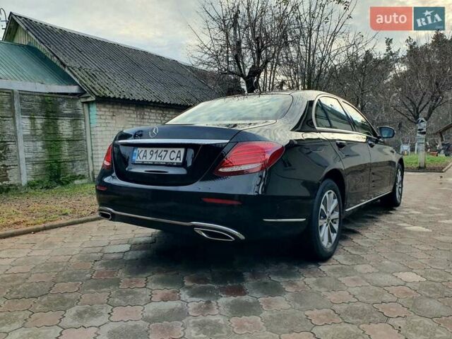 Черный Мерседес Е-Класс, объемом двигателя 1.95 л и пробегом 238 тыс. км за 33700 $, фото 8 на Automoto.ua