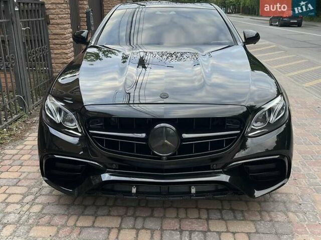Черный Мерседес Е-Класс, объемом двигателя 1.99 л и пробегом 80 тыс. км за 39500 $, фото 1 на Automoto.ua