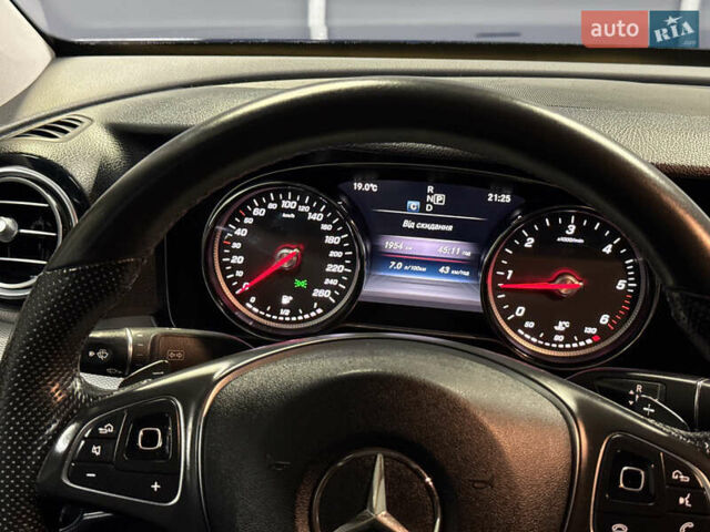 Черный Мерседес Е-Класс, объемом двигателя 2 л и пробегом 197 тыс. км за 29999 $, фото 43 на Automoto.ua