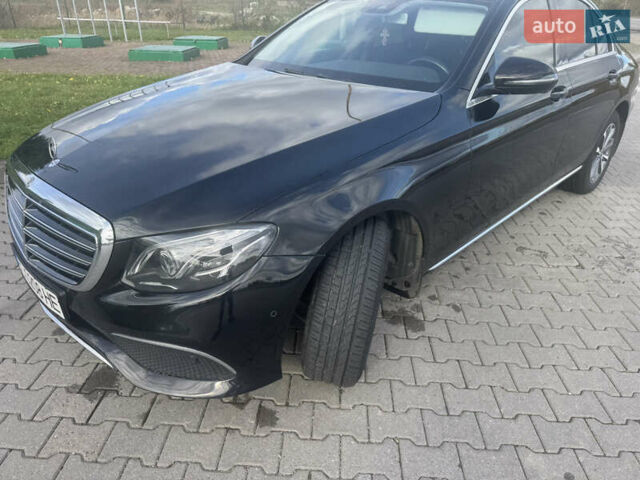 Мерседес Е-Класс 2017 в Коломые на Automoto.ua Черный Мерседес Е-Класс, объемом двигателя 1.95 л и пробегом 167 тыс. км за 28888 $, фото 48 на Automoto.ua