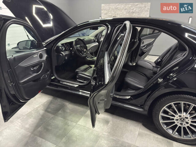 Черный Мерседес Е-Класс, объемом двигателя 2 л и пробегом 197 тыс. км за 29999 $, фото 67 на Automoto.ua