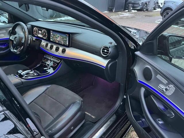 Черный Мерседес Е-Класс, объемом двигателя 0 л и пробегом 128 тыс. км за 25000 $, фото 12 на Automoto.ua