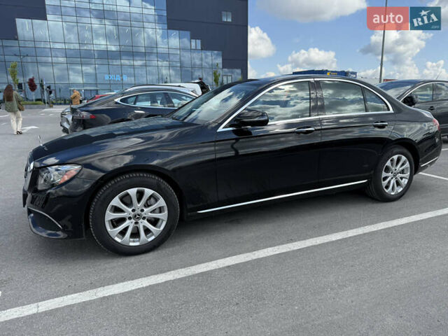 Чорний Мерседес Е-Клас, об'ємом двигуна 1.99 л та пробігом 67 тис. км за 34000 $, фото 4 на Automoto.ua