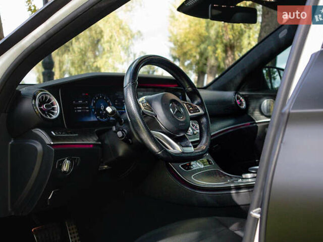 Черный Мерседес Е-Класс, объемом двигателя 3 л и пробегом 78 тыс. км за 39999 $, фото 13 на Automoto.ua