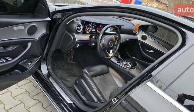 Чорний Мерседес Е-Клас, об'ємом двигуна 1.95 л та пробігом 225 тис. км за 26900 $, фото 7 на Automoto.ua