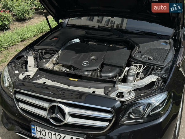 Мерседес Е-Класс 2017 в Тернополе на Automoto.ua Черный Мерседес Е-Класс, объемом двигателя 1.95 л и пробегом 160 тыс. км за 30000 $, фото 68 на Automoto.ua