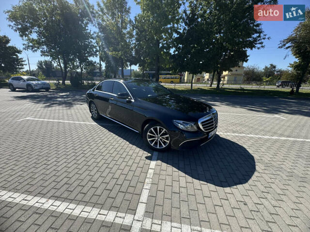 Мерседес Е-Класс 2017 в Коломые на Automoto.ua Черный Мерседес Е-Класс, объемом двигателя 1.95 л и пробегом 167 тыс. км за 28888 $, фото 89 на Automoto.ua