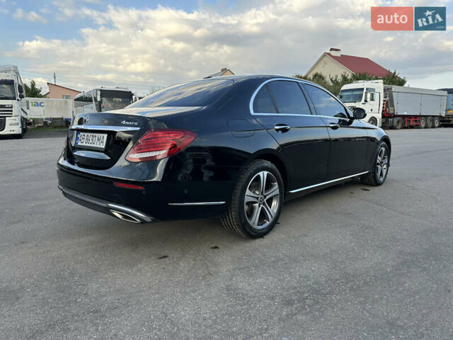 Черный Мерседес Е-Класс, объемом двигателя 1.99 л и пробегом 140 тыс. км за 24900 $, фото 3 на Automoto.ua