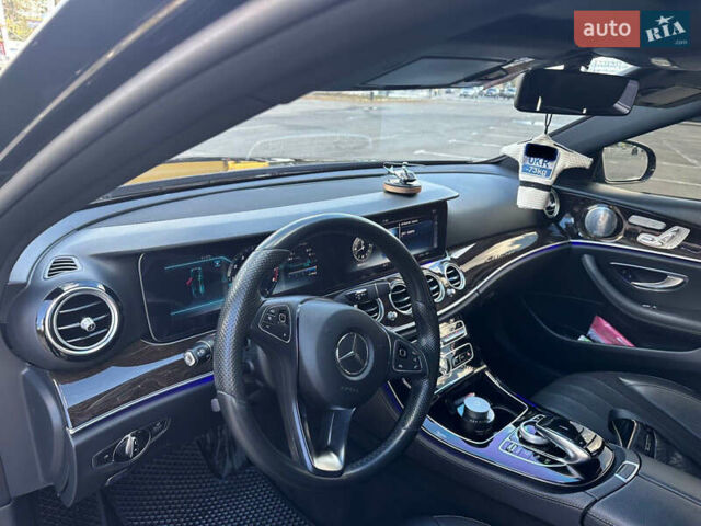 Чорний Мерседес Е-Клас, об'ємом двигуна 1.99 л та пробігом 85 тис. км за 31500 $, фото 11 на Automoto.ua