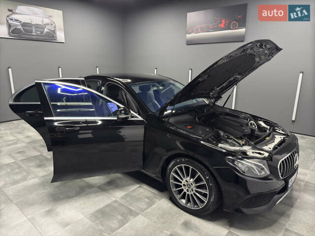 Черный Мерседес Е-Класс, объемом двигателя 2 л и пробегом 197 тыс. км за 29999 $, фото 60 на Automoto.ua