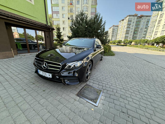 Черный Мерседес Е-Класс, объемом двигателя 1.9 л и пробегом 222 тыс. км за 29000 $, фото 63 на Automoto.ua