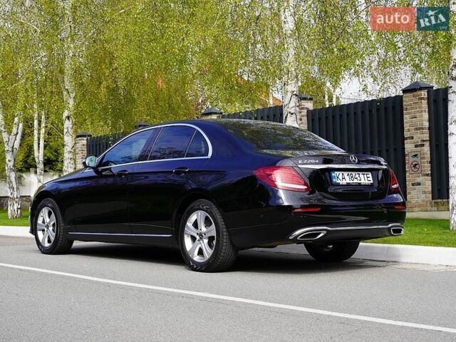 Черный Мерседес Е-Класс, объемом двигателя 1.95 л и пробегом 160 тыс. км за 28000 $, фото 10 на Automoto.ua