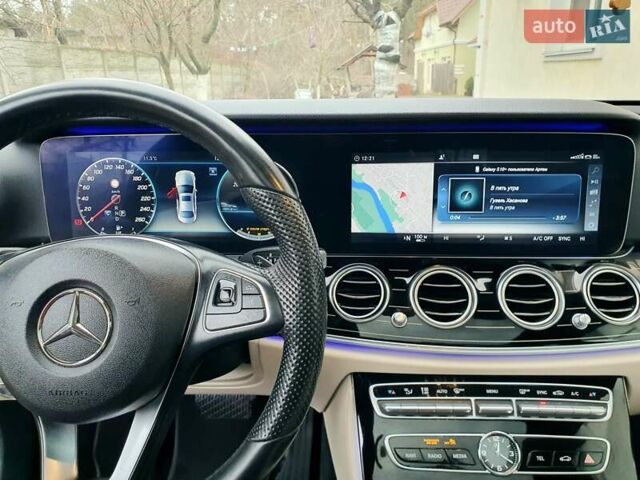 Черный Мерседес Е-Класс, объемом двигателя 1.95 л и пробегом 238 тыс. км за 33700 $, фото 31 на Automoto.ua