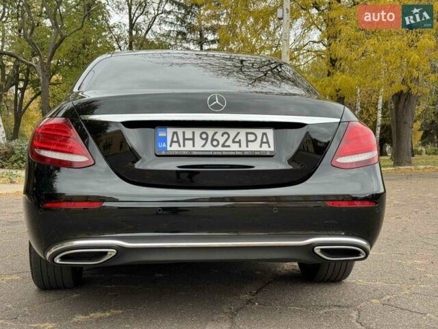 Чорний Мерседес Е-Клас, об'ємом двигуна 2 л та пробігом 116 тис. км за 36600 $, фото 3 на Automoto.ua