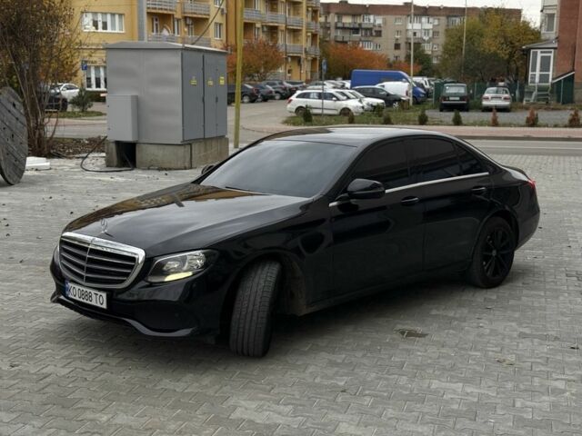 Мерседес Е-Класс 2017 в Ужгороде на Automoto.ua Черный Мерседес Е-Класс, объемом двигателя 2 л и пробегом 300 тыс. км за 16500 $, фото 4 на Automoto.ua
