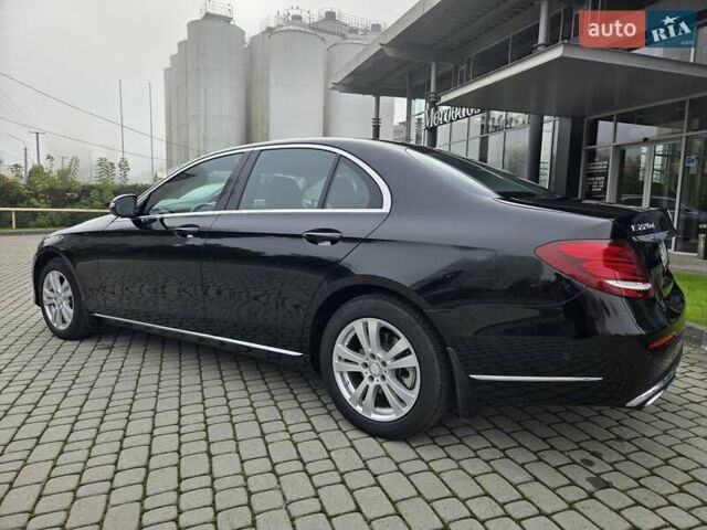 Черный Мерседес Е-Класс, объемом двигателя 1.95 л и пробегом 28 тыс. км за 37000 $, фото 10 на Automoto.ua