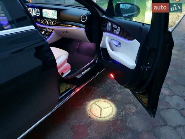 Черный Мерседес Е-Класс, объемом двигателя 1.95 л и пробегом 238 тыс. км за 33700 $, фото 25 на Automoto.ua