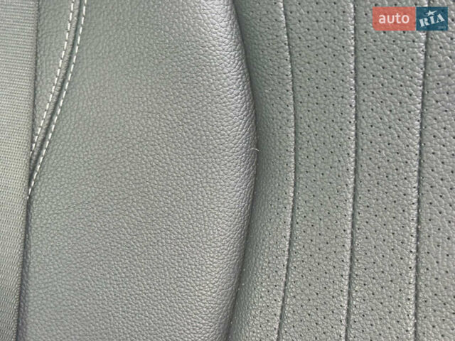 Мерседес Е-Класс 2017 в Коломые на Automoto.ua Черный Мерседес Е-Класс, объемом двигателя 1.95 л и пробегом 167 тыс. км за 28888 $, фото 6 на Automoto.ua