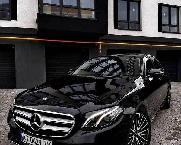 Чорний Мерседес Е-Клас, об'ємом двигуна 2 л та пробігом 405 тис. км за 22800 $, фото 7 на Automoto.ua