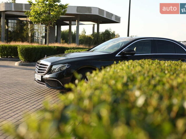 Чорний Мерседес Е-Клас, об'ємом двигуна 2.99 л та пробігом 68 тис. км за 44900 $, фото 19 на Automoto.ua