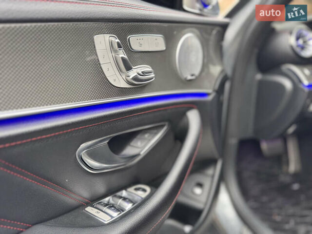 Чорний Мерседес Е-Клас, об'ємом двигуна 3 л та пробігом 139 тис. км за 41000 $, фото 14 на Automoto.ua