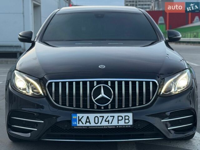 Чорний Мерседес Е-Клас, об'ємом двигуна 2 л та пробігом 225 тис. км за 25500 $, фото 8 на Automoto.ua